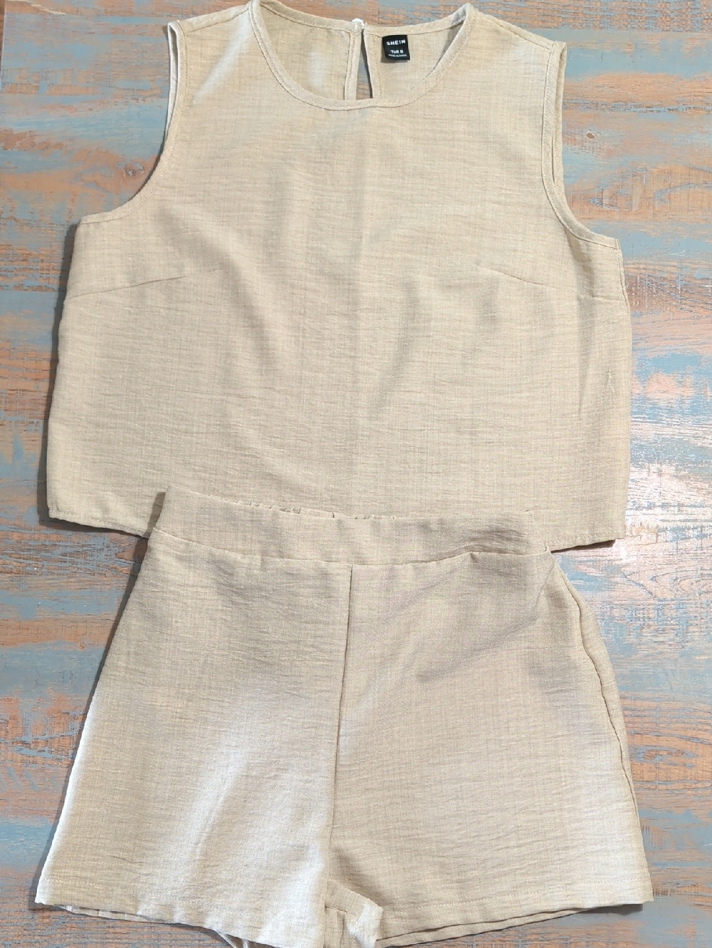 SHEIN Cream Sleeveless 2-Piece Shorts Set Size S NWOT Textured Summer Outfit